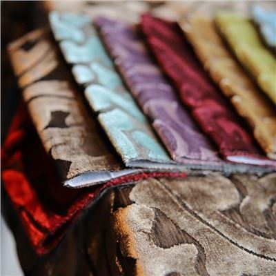 Tessuto jacquard in raso di poliestere al 100% per abbigliamento
